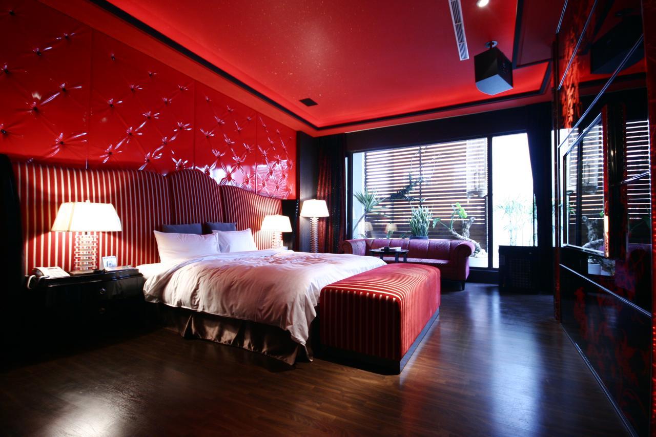 The Yorker Deluxe Motel Таоуан Екстериор снимка